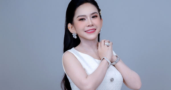 Nghệ sĩ cải lương Bình Tinh và ngọn lửa đam mê ở tuổi 40 - hình ảnh - new88pg.vip Nghệ sĩ cải lương Bình Tinh và ngọn lửa đam mê ở tuổi 40 - hình ảnh - new88pg.vip