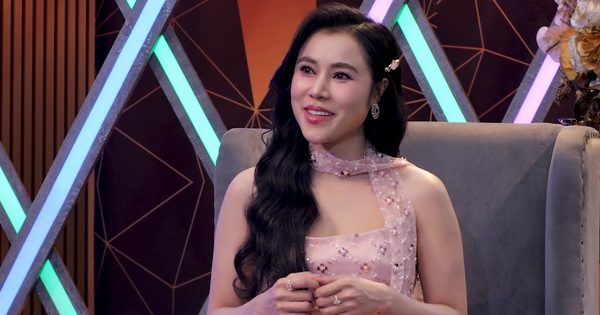Ca sĩ bolero Hồng Gấm và hành trình giữ lửa nhạc xưa ở tuổi 33 - hình ảnh - new88pg.vip