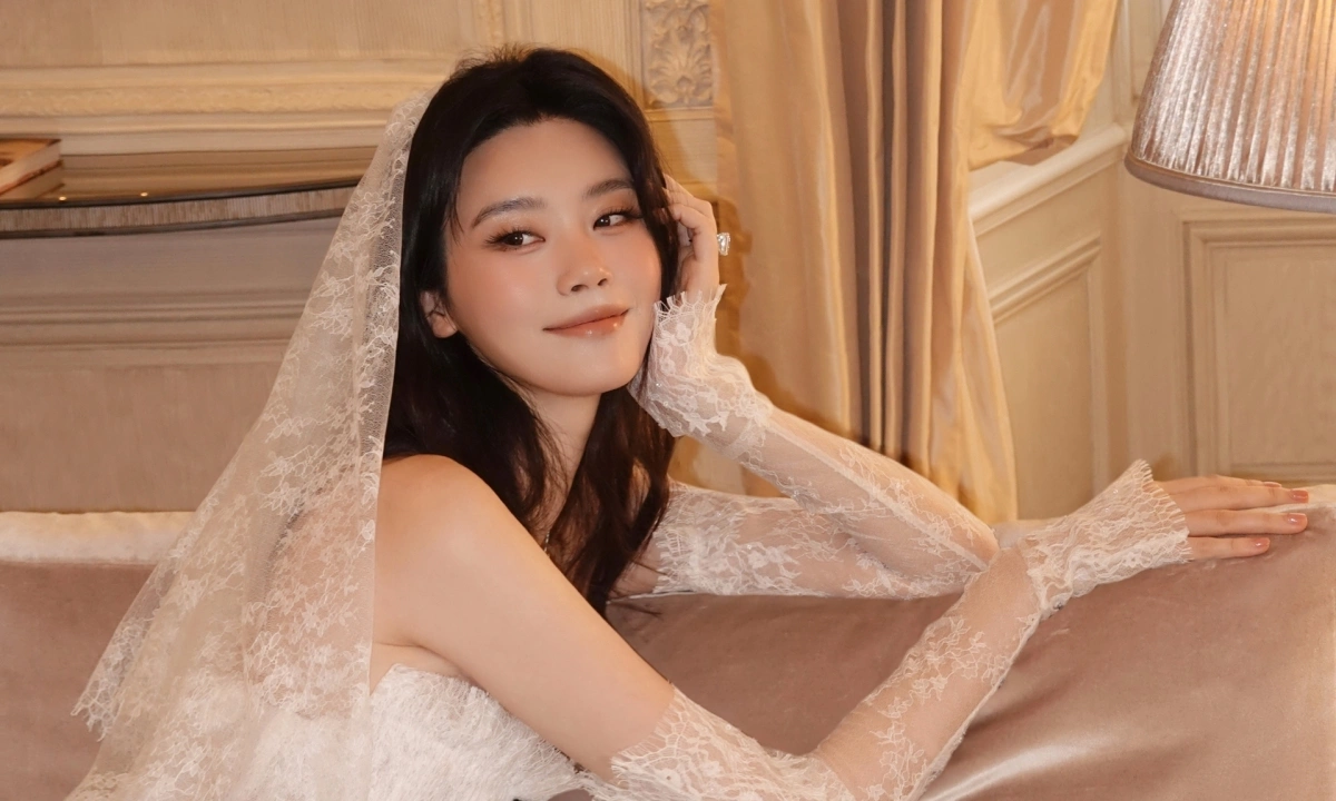 Hề Mộng Dao lộng lẫy trong váy cưới của nhà mốt Việt – Cơ hội nhận thưởng +58K từ NEW88 - hình ảnh - new88pg.vip Hề Mộng Dao lộng lẫy trong váy cưới của nhà mốt Việt – Cơ hội nhận thưởng +58K từ NEW88 - hình ảnh - new88pg.vip