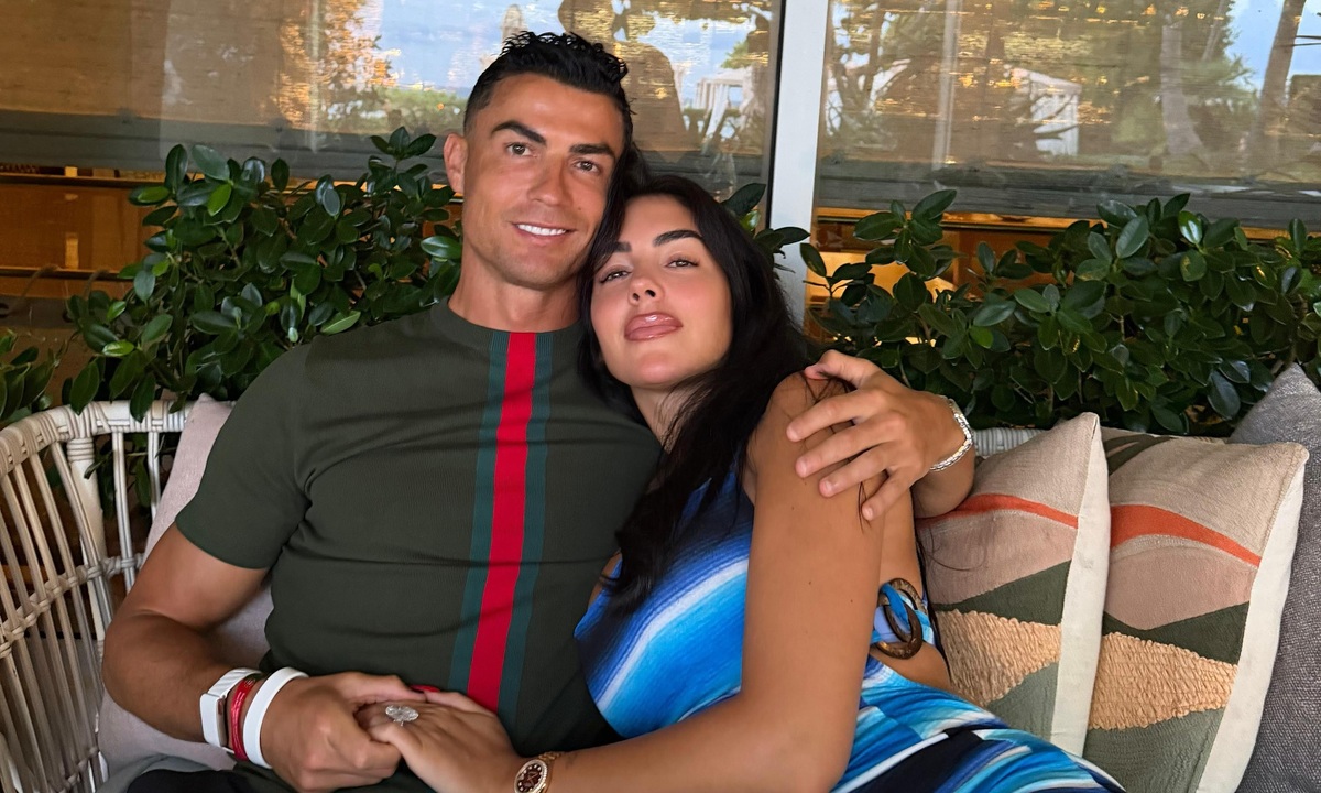 10 năm bên nhau của Ronaldo và vợ sắp cưới: Hành trình vun đắp tổ ấm từ trái tim - hình ảnh - new88pg.vip 10 năm bên nhau của Ronaldo và vợ sắp cưới: Hành trình vun đắp tổ ấm từ trái tim - hình ảnh - new88pg.vip