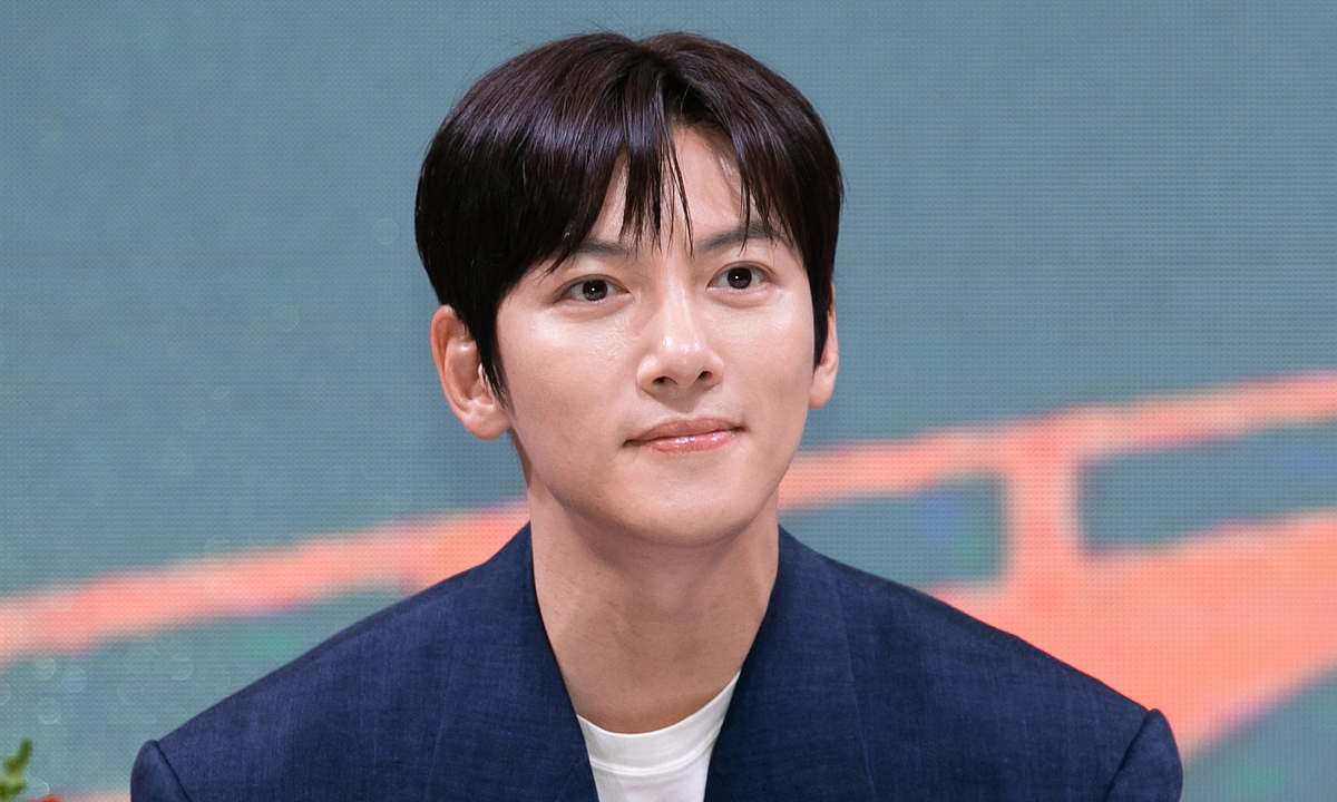 Ji Chang Wook: ‘Tôi nhận năng lượng tích cực khi đến Việt Nam’ - hình ảnh - new88pg.vip Ji Chang Wook: ‘Tôi nhận năng lượng tích cực khi đến Việt Nam’ - hình ảnh - new88pg.vip