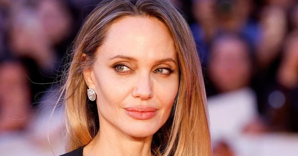 Angelina Jolie kiên quyết bảo vệ quyền riêng tư tài chính giữa tranh chấp với Brad Pitt - hình ảnh - new88pg.vip
