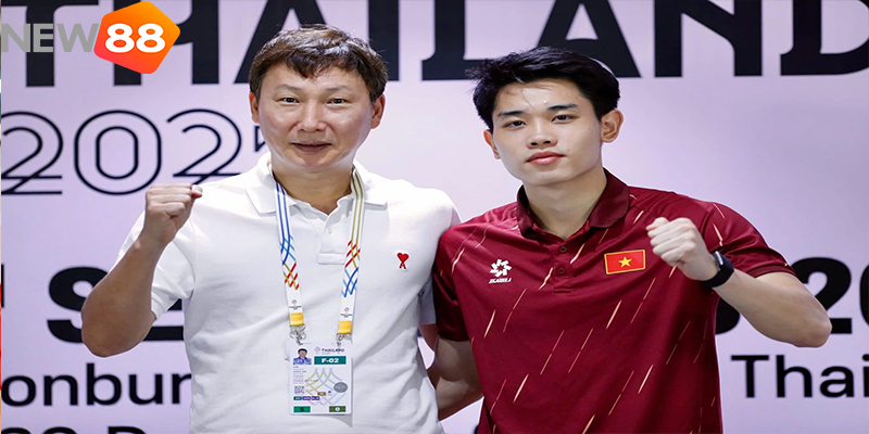 HLV Kim Sang-Sik Và Hành Trình Đầy Cảm Xúc Ở Chung Kết SEA Games 33 - hình ảnh - new88pg.vip HLV Kim Sang-Sik Và Hành Trình Đầy Cảm Xúc Ở Chung Kết SEA Games 33 - hình ảnh - new88pg.vip