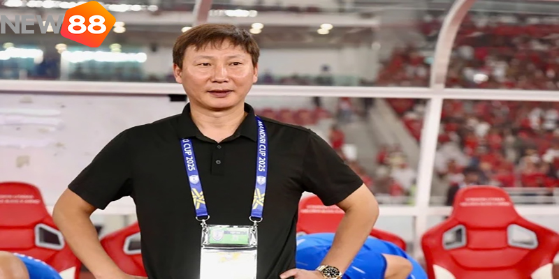 HLV Kim Sang-Sik Và Hành Trình Đầy Cảm Xúc Ở Chung Kết SEA Games 33 - hình ảnh - new88pg.vip HLV Kim Sang-Sik Và Hành Trình Đầy Cảm Xúc Ở Chung Kết SEA Games 33 - hình ảnh - new88pg.vip