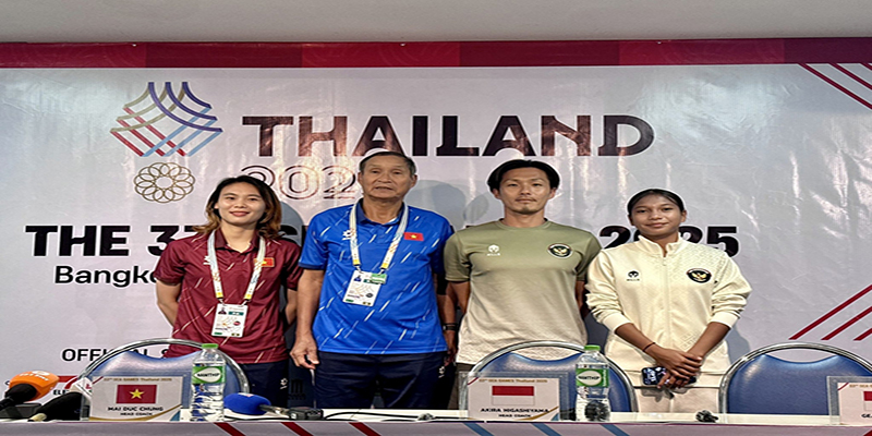 HLV Mai Đức Chung trước trận bán kết bóng đá nữ của Việt Nam vs Indonesia